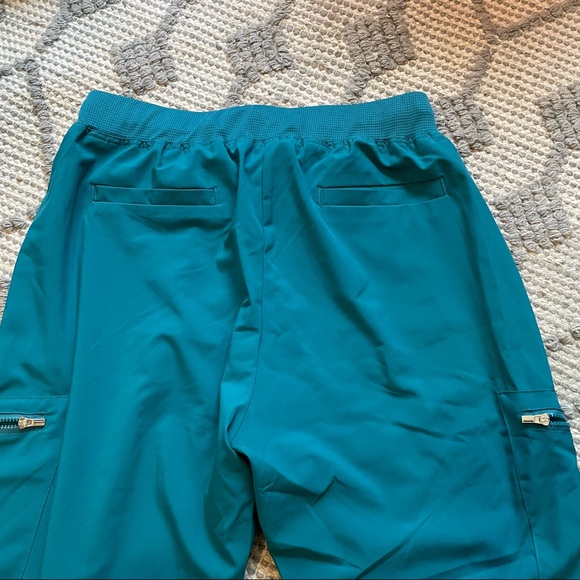 *SOLD* Scrubletics joggers -turquoise - Picture 4 of 5